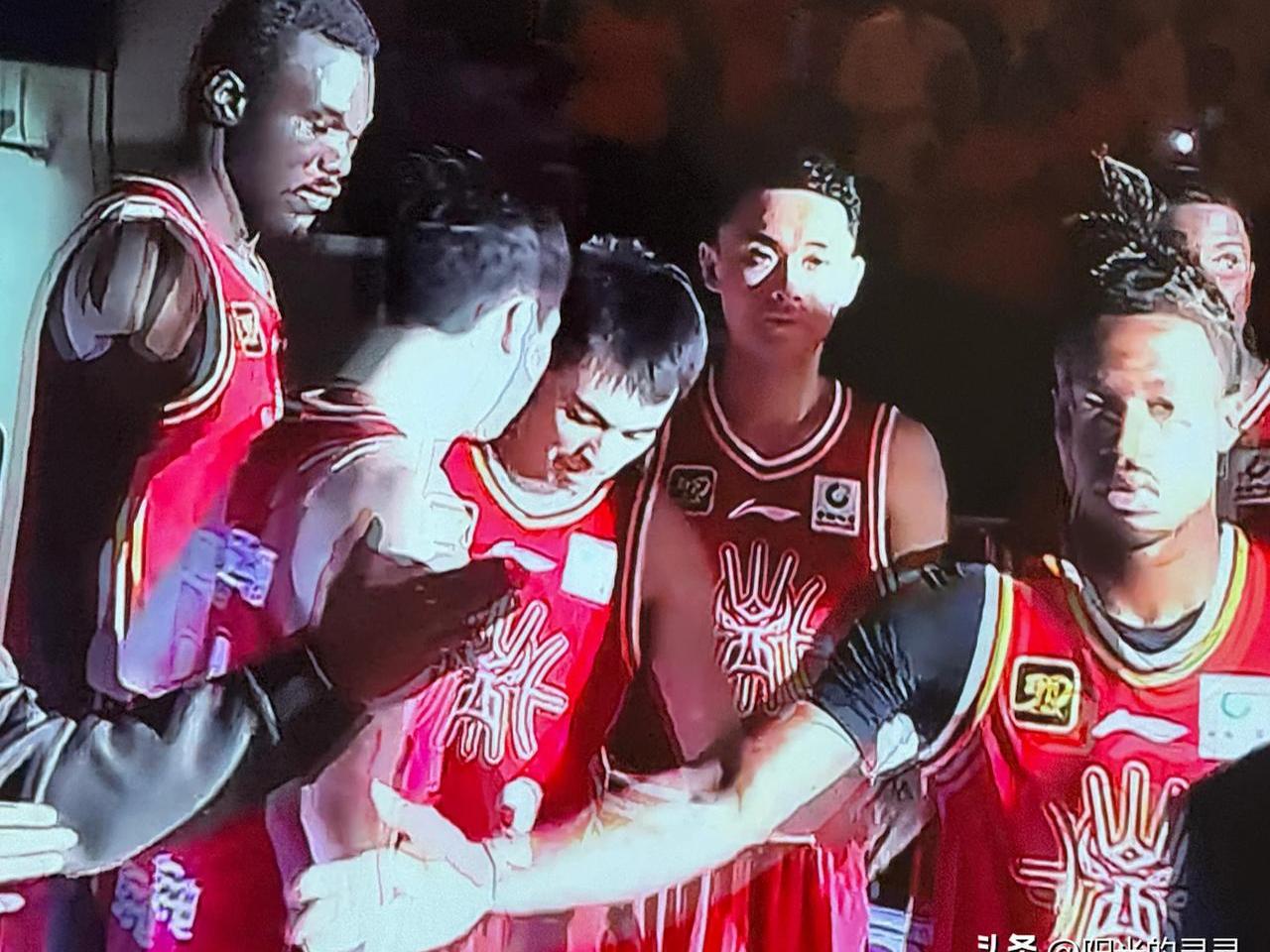 开云体育中国-关于湖南男篮身体对抗力十足，扭转败局赢得胜利的信息