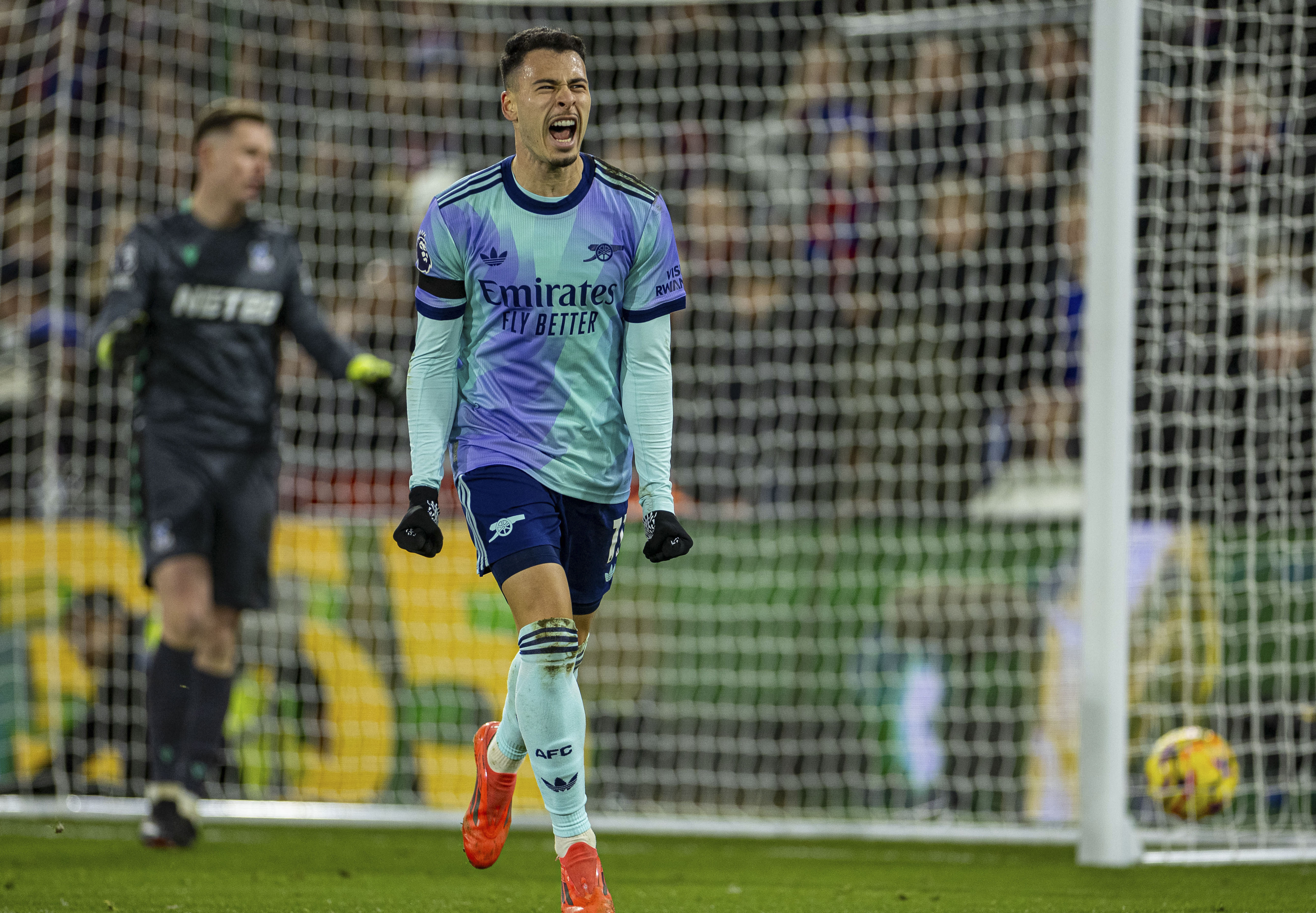 开云官网-包含阿森纳客场大胜水晶宫，终结连败的词条