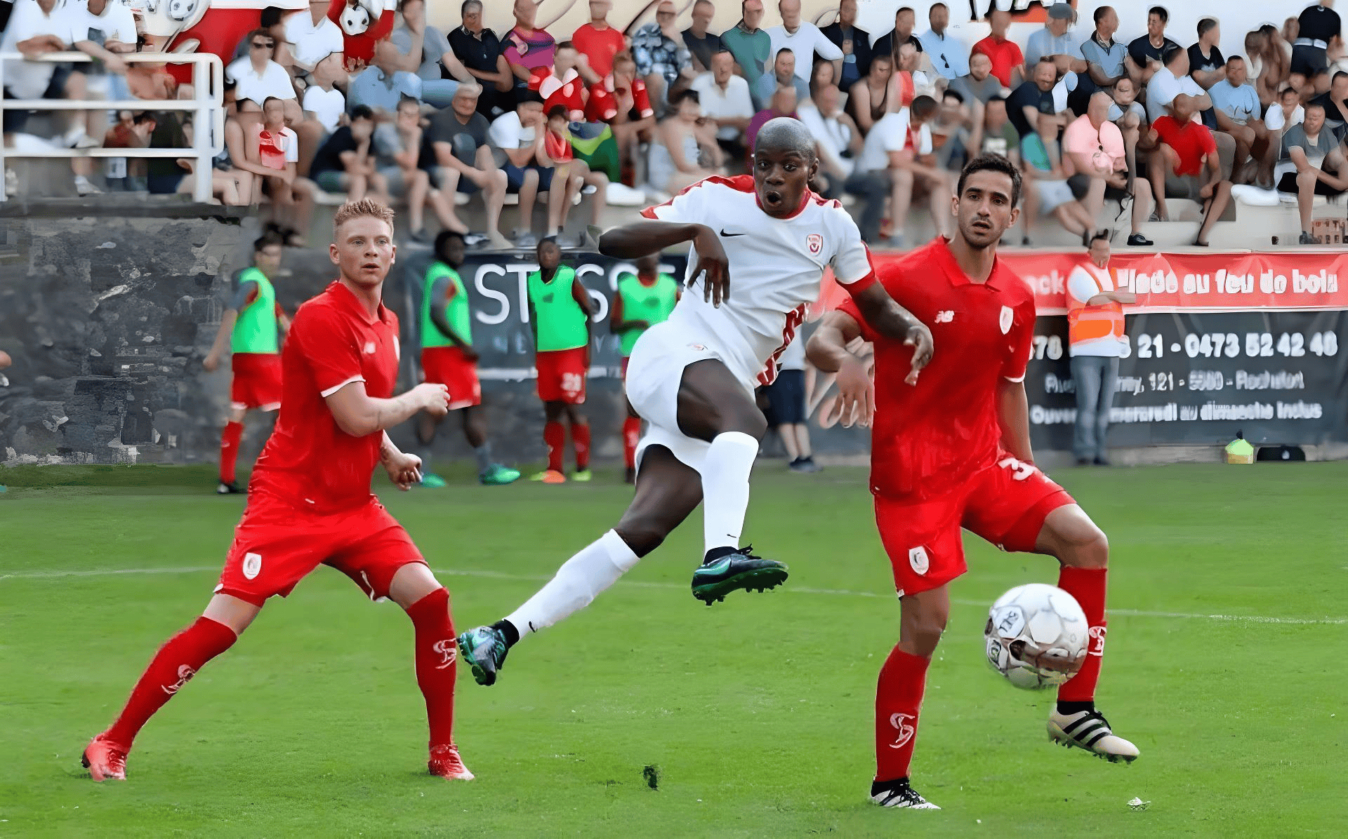 多特蒙德逆转成功，击败阿贾克斯