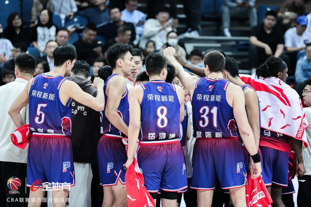 开云体育在线-篮球精英云集，众多国家代表团集结备战的简单介绍