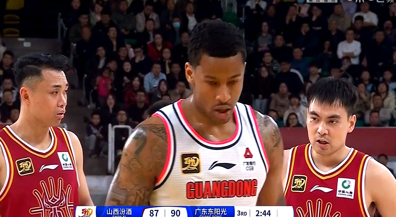 山西队大比分战胜对手,取得胜利 山西队大比分战胜对手,取得胜利