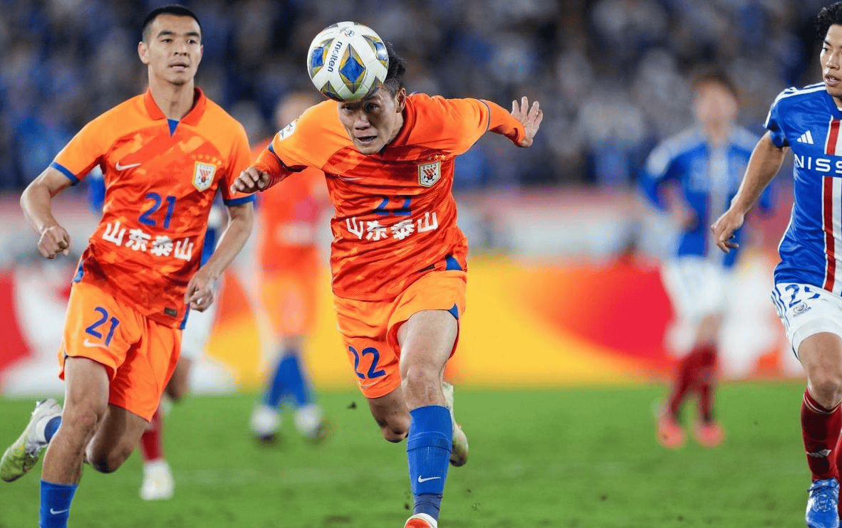 精彩的对攻阵容，球员们在场上展现实力的简单介绍