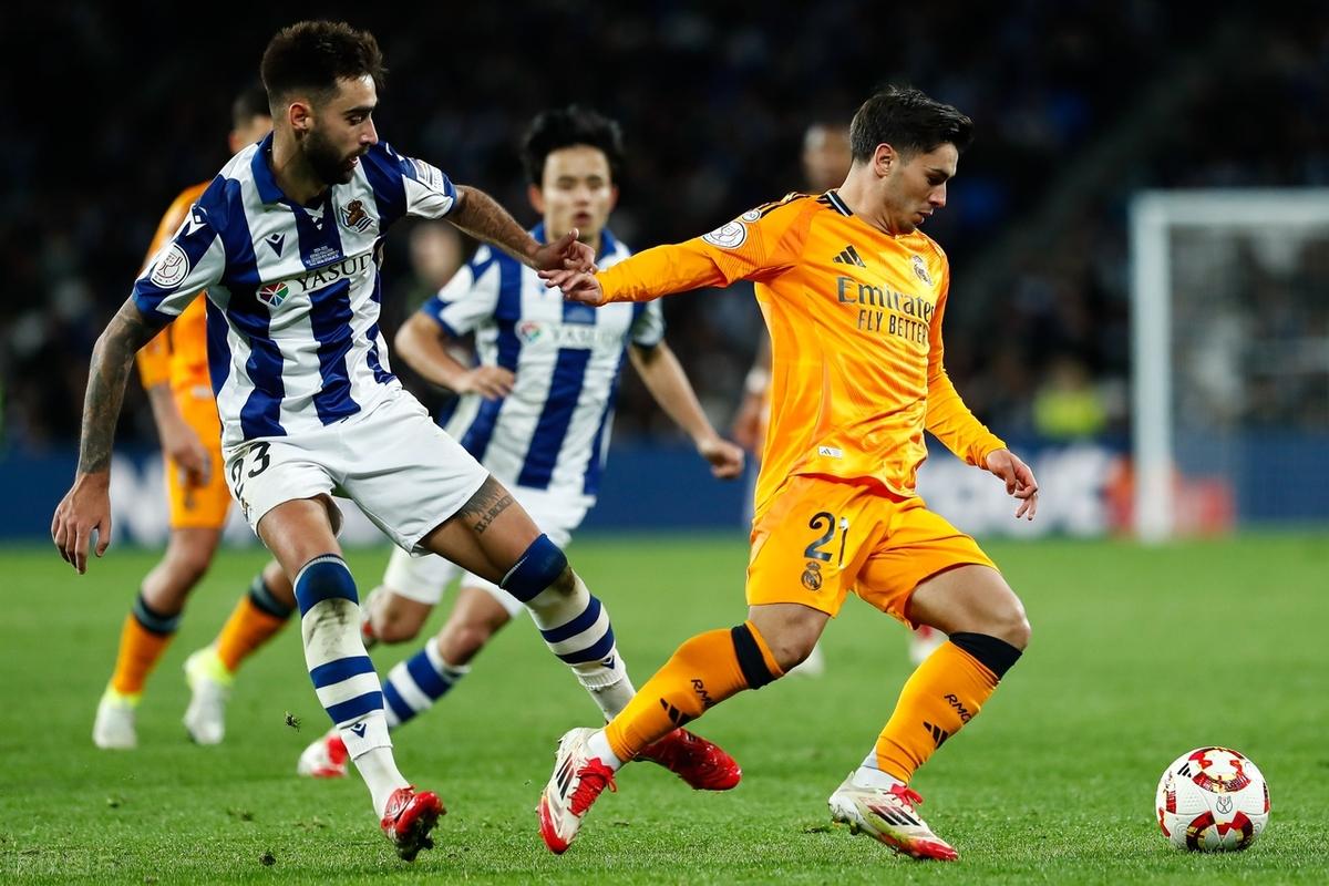 贝蒂斯遭遇主场不利，球队需要速速调整