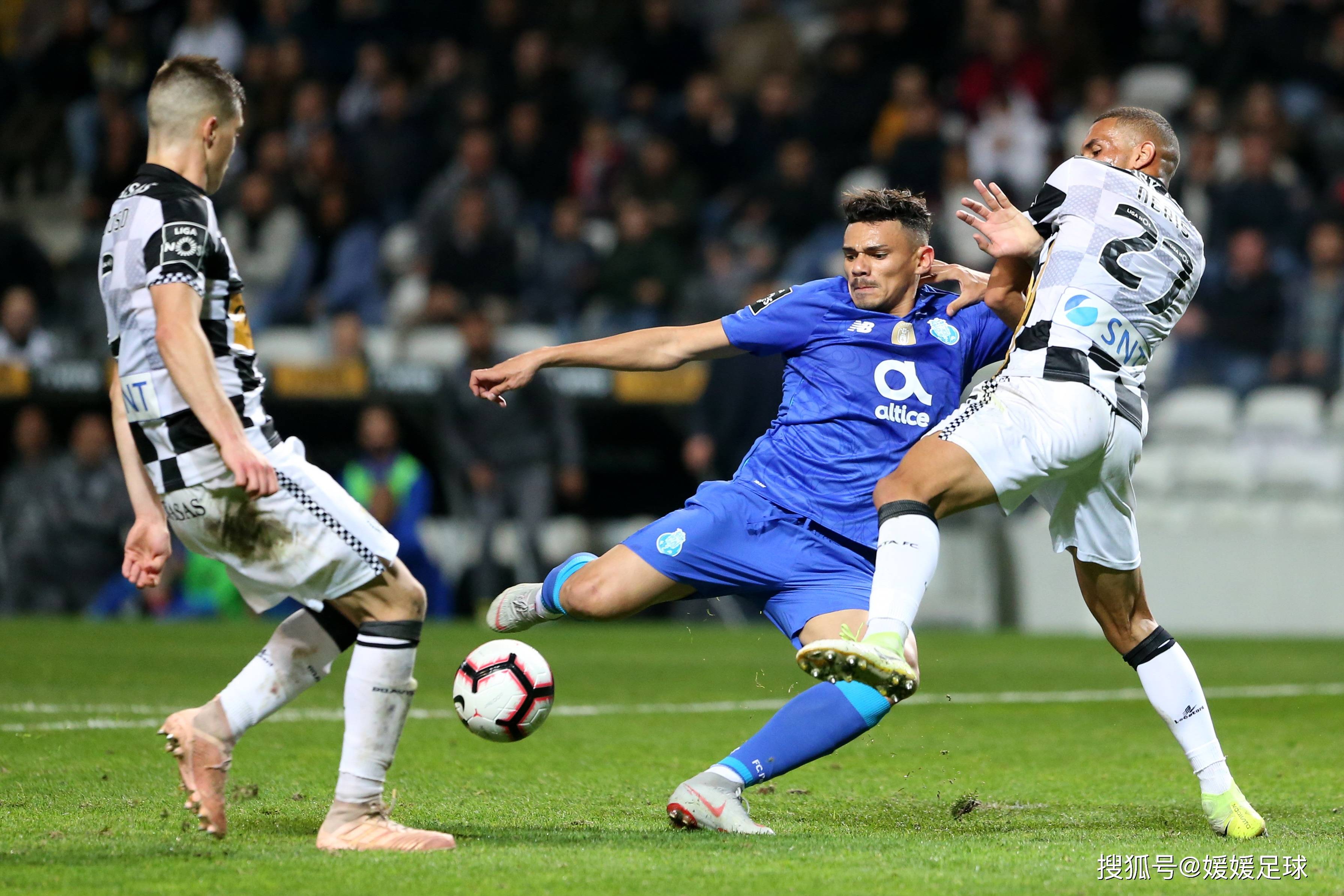 时隔多年，巴列卡诺再登联赛赛场的简单介绍