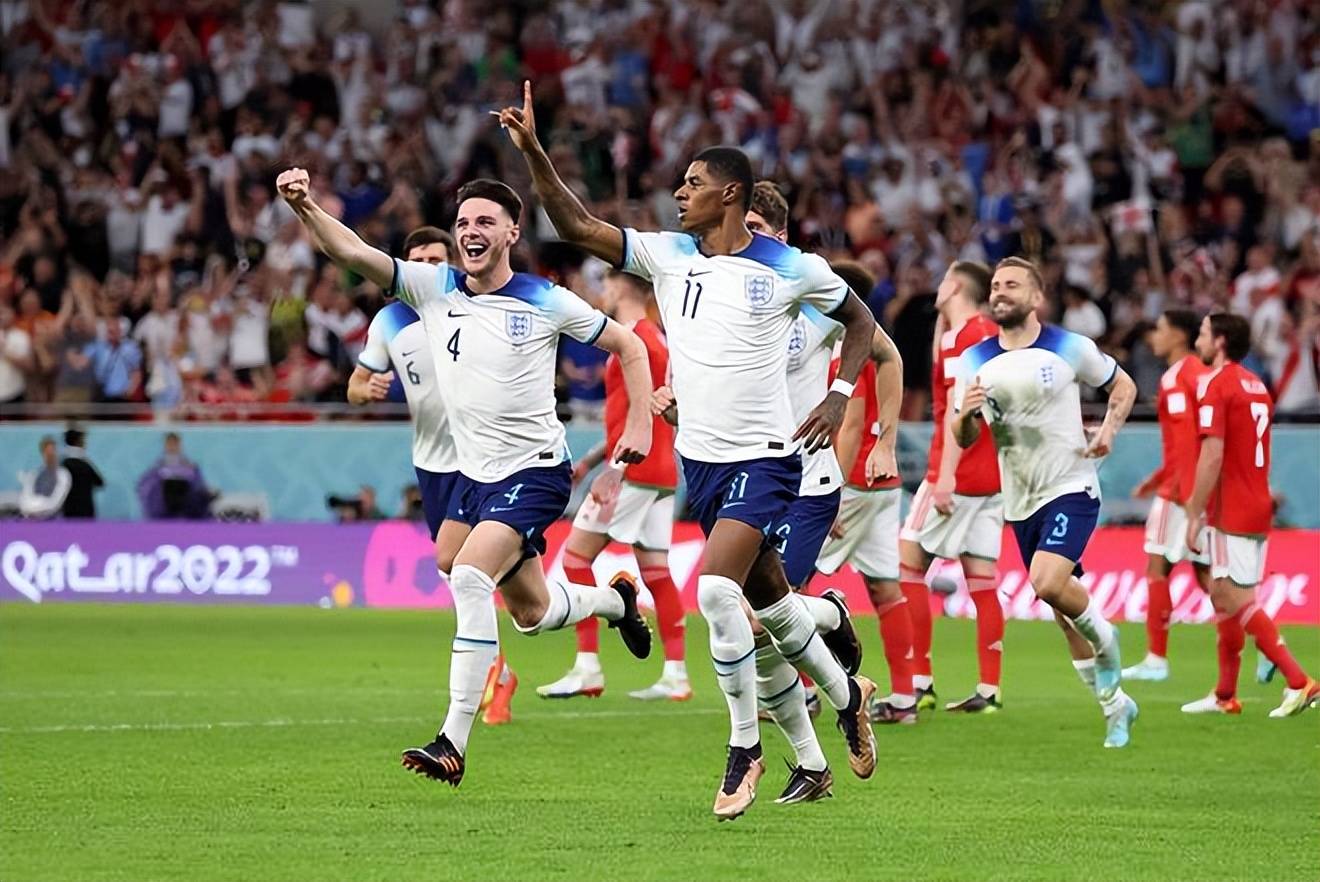 美国中场球员在欧洲杯上演出绝杀一幕