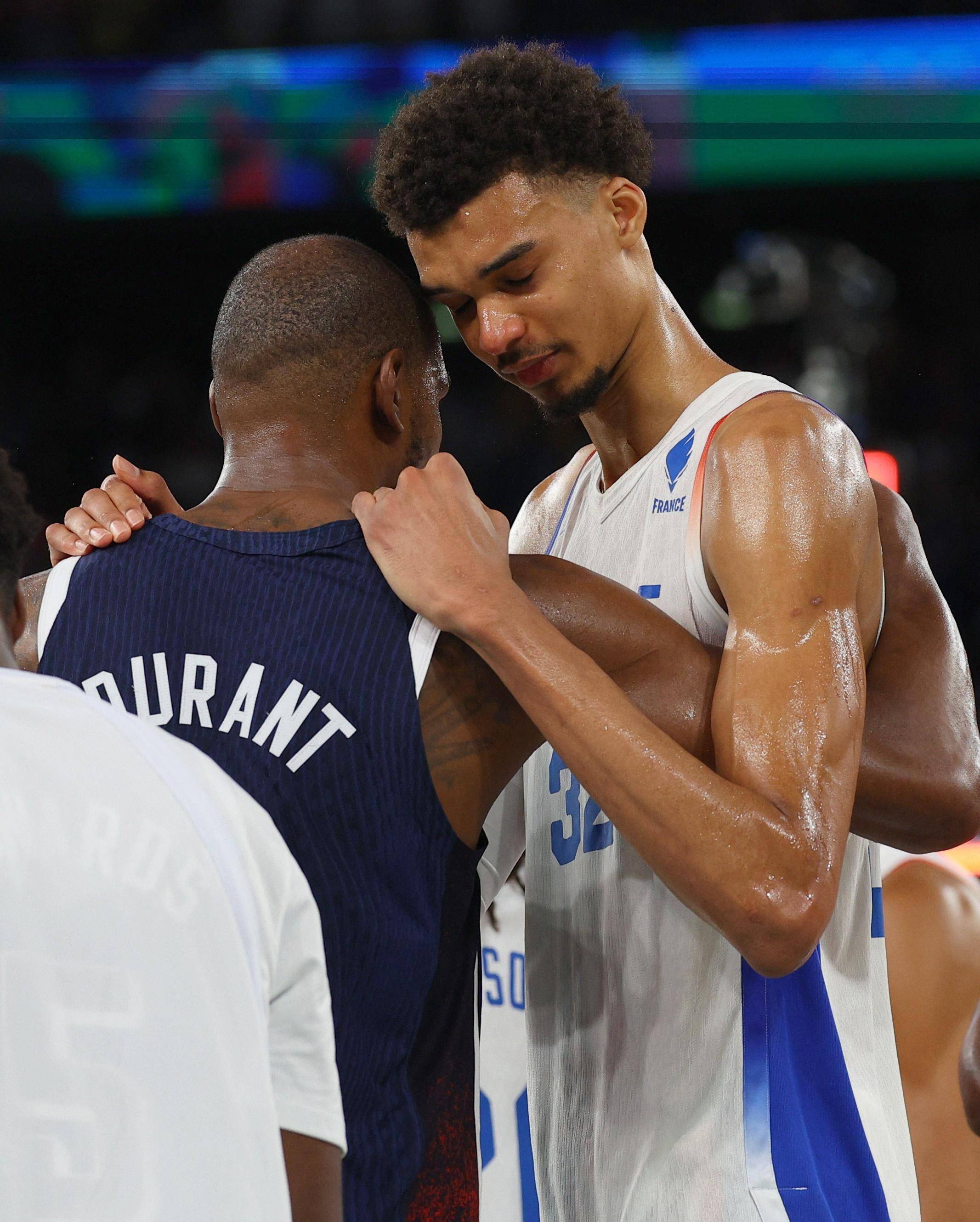 开云体育入口-美国男篮完胜法国男篮，加里纳利关键制胜的简单介绍