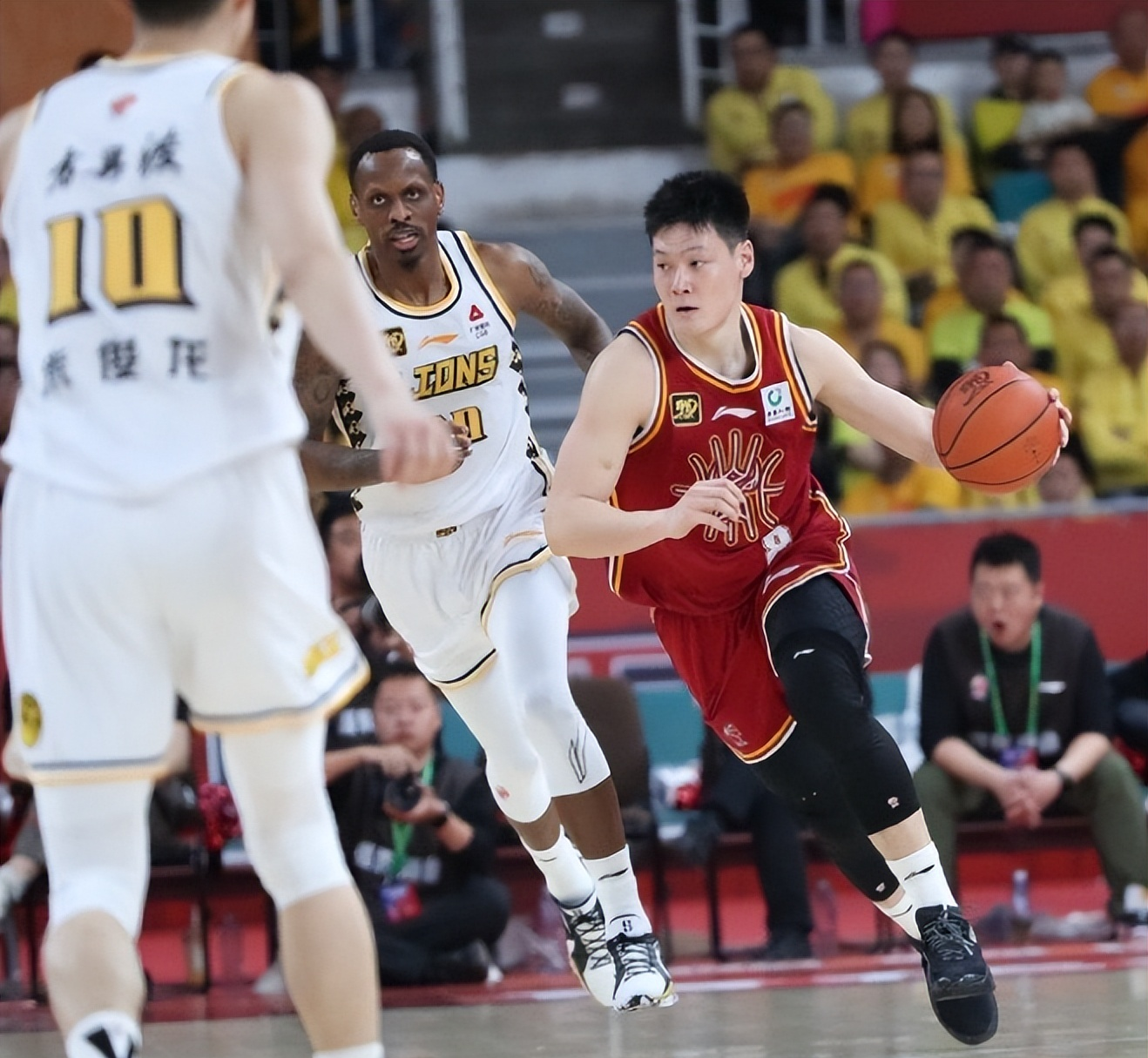 开云体育APP下载-CBA小组赛落幕，强队悉数晋级