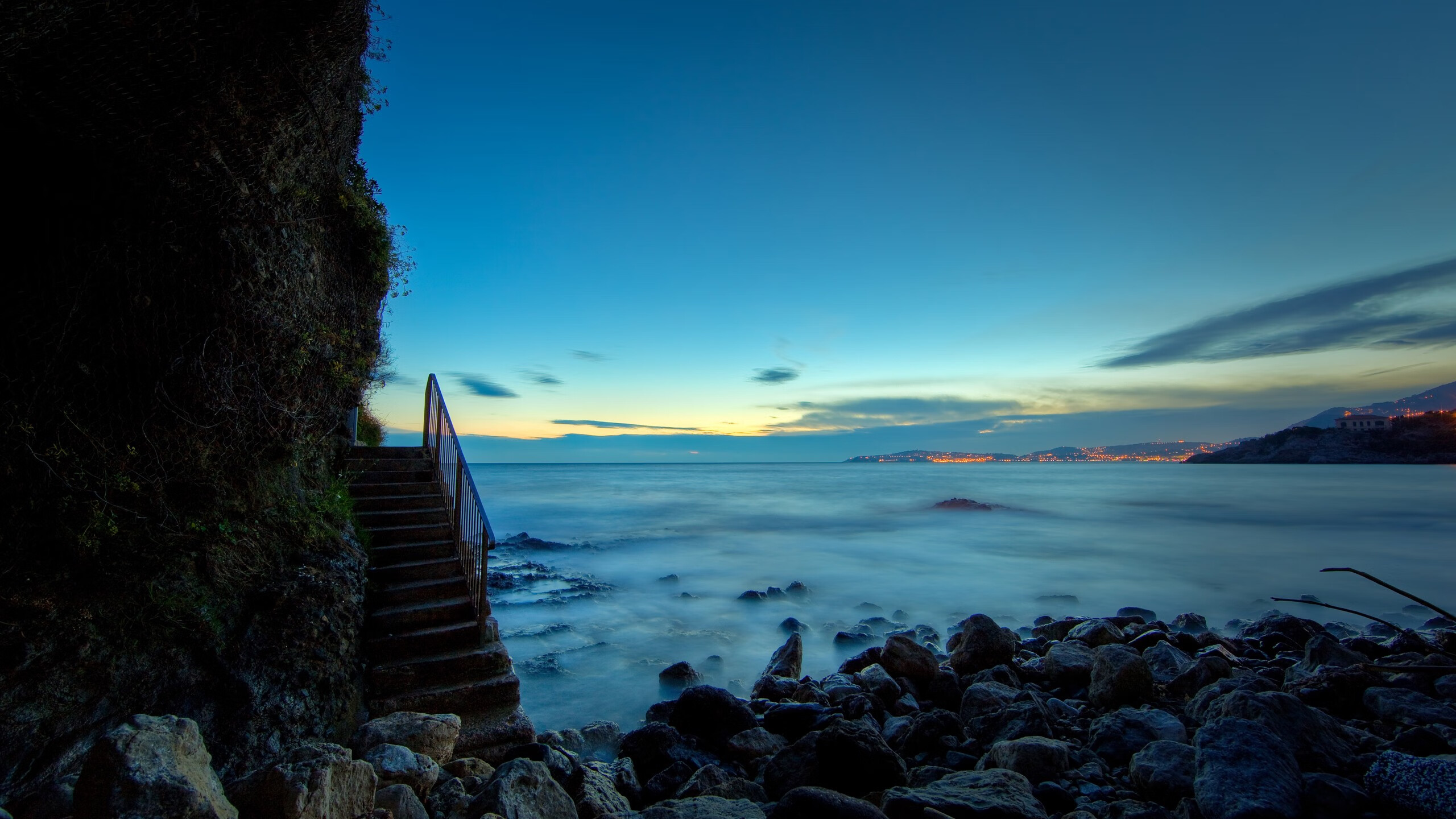 范弗利特制胜表现引领老鹰战胜尼克斯