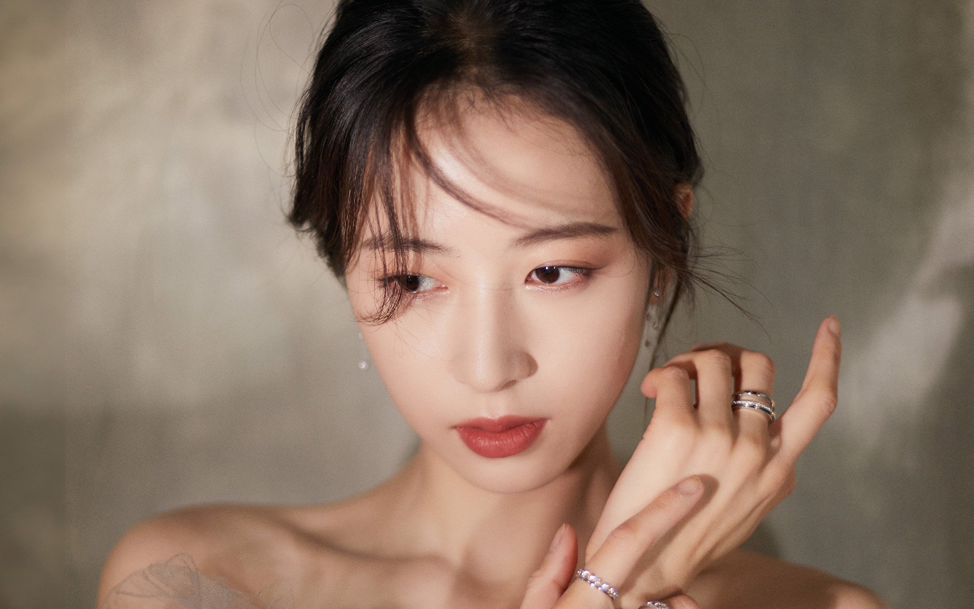 开云体育官方网站-惊雷，那夜，中国队打穿了西班牙，而莫德里奇的对手彻底无解