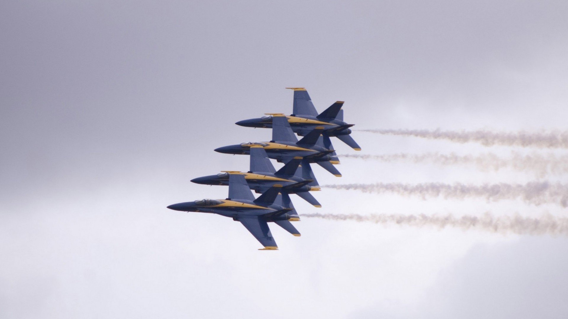 开云下载-三分线外的惊魂一搏，姜宇星压哨绝杀，吉林男篮让奇迹照亮东决战场