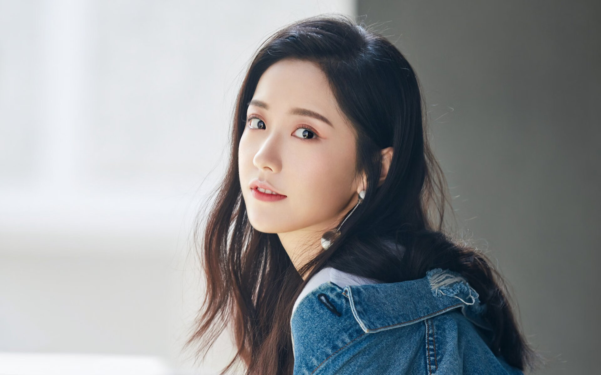 北欧奇迹,芬兰铁血防线击溃匈牙利,德布劳内导演C组冷门